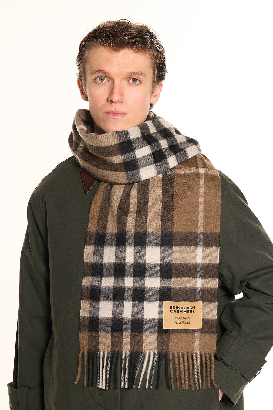 DC Check Cashmere Scarf Chocolate