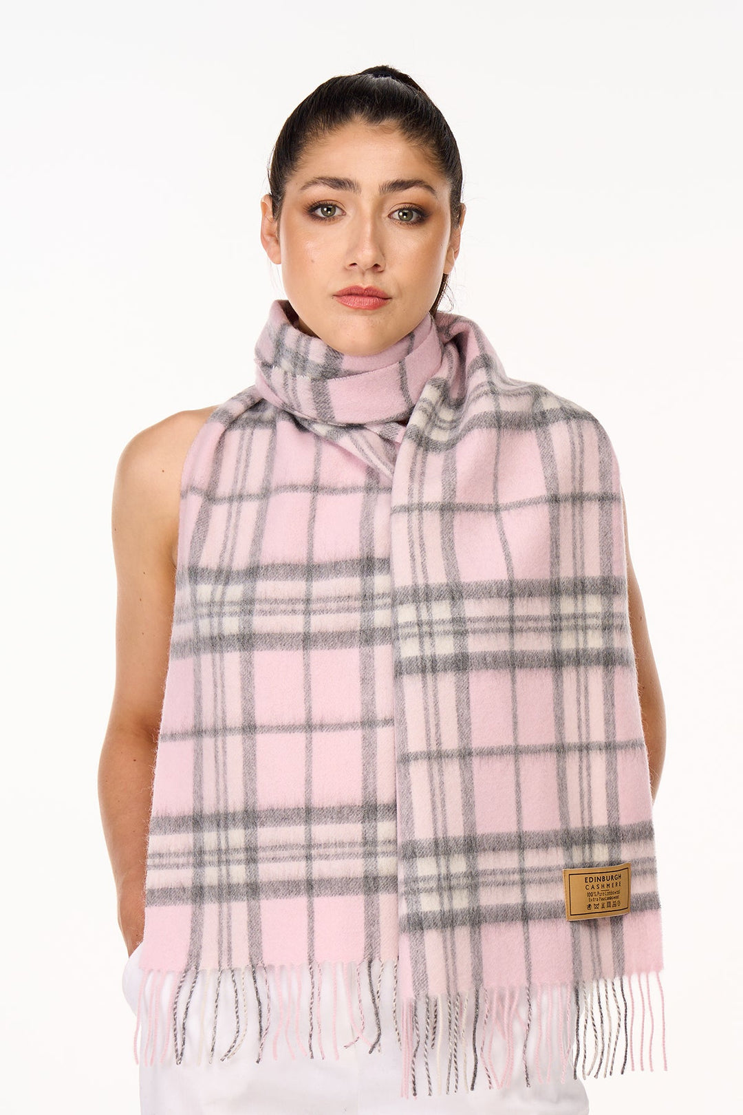 Scarf 100% Pure Lambswool Scottish Design Pink