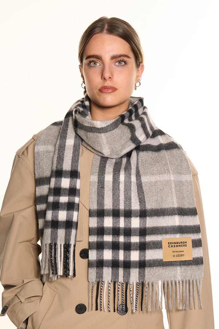 DC Check Cashmere Scarf Grey - Small Size